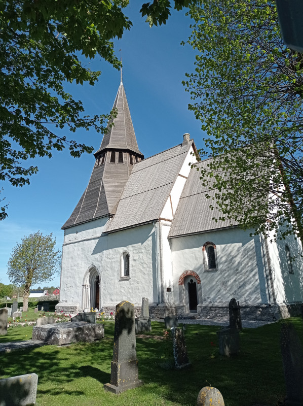 2024-05-15 08.58 Träkumla kyrka.jpg